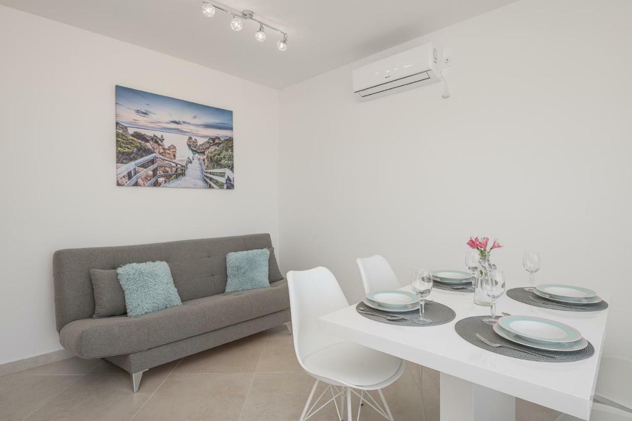 Apartments Lidija 챠브타트 외부 사진