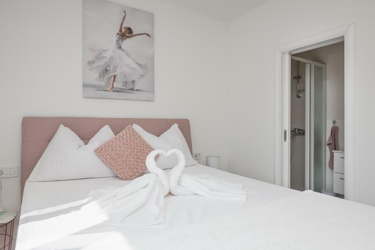 Apartments Lidija 챠브타트 외부 사진