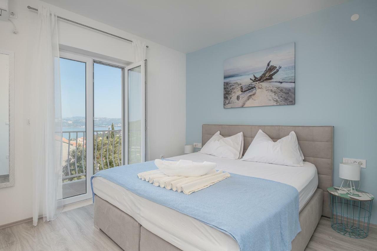 Apartments Lidija 챠브타트 외부 사진